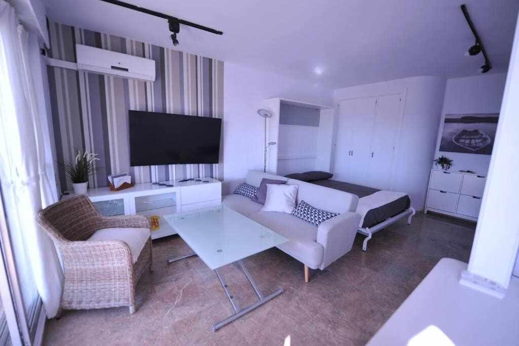 Atico Apartamento Loft Playa Victoria 加的斯 外观 照片